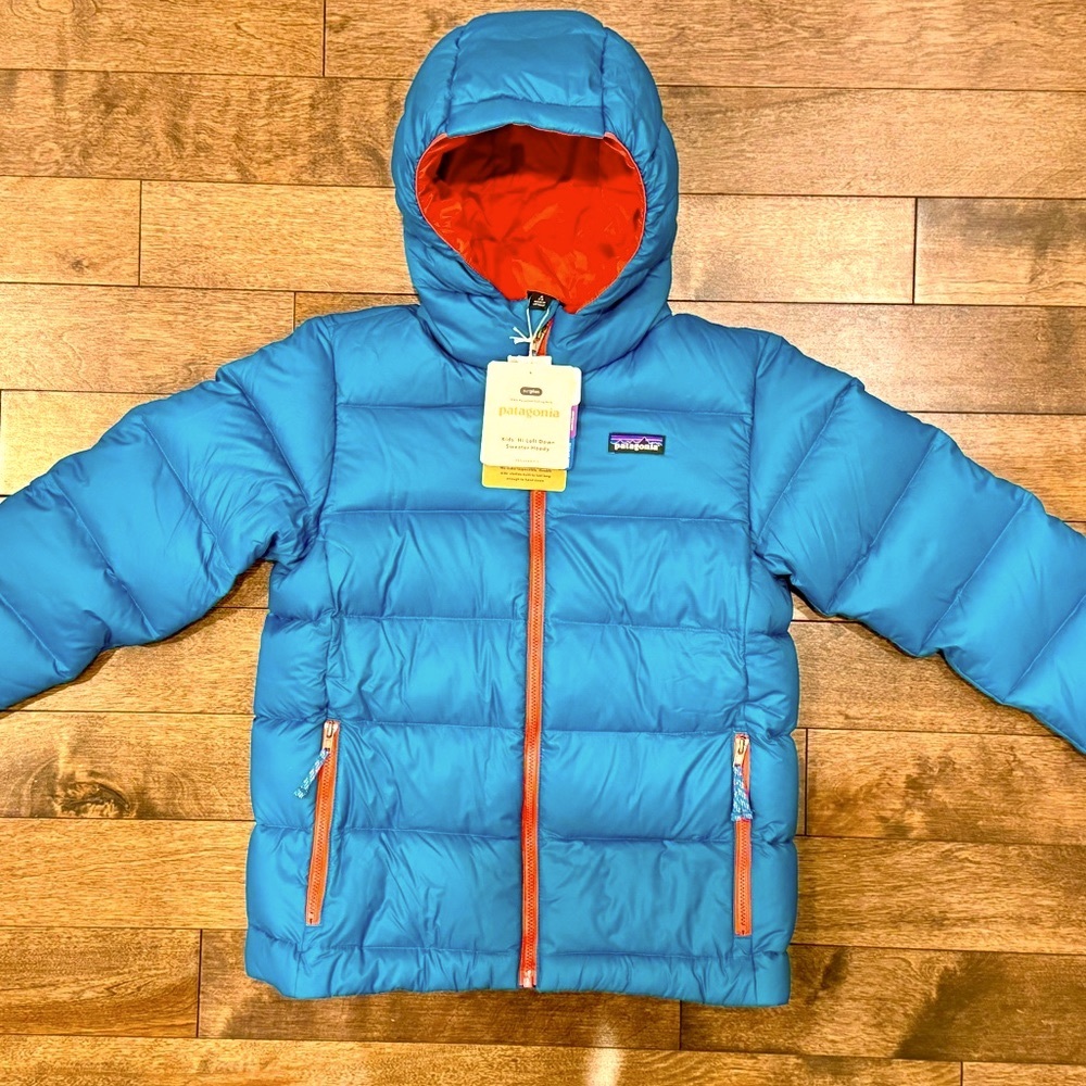 ✨NEW WITH TAG ✨ Patagonia Down Jacket size 7-8